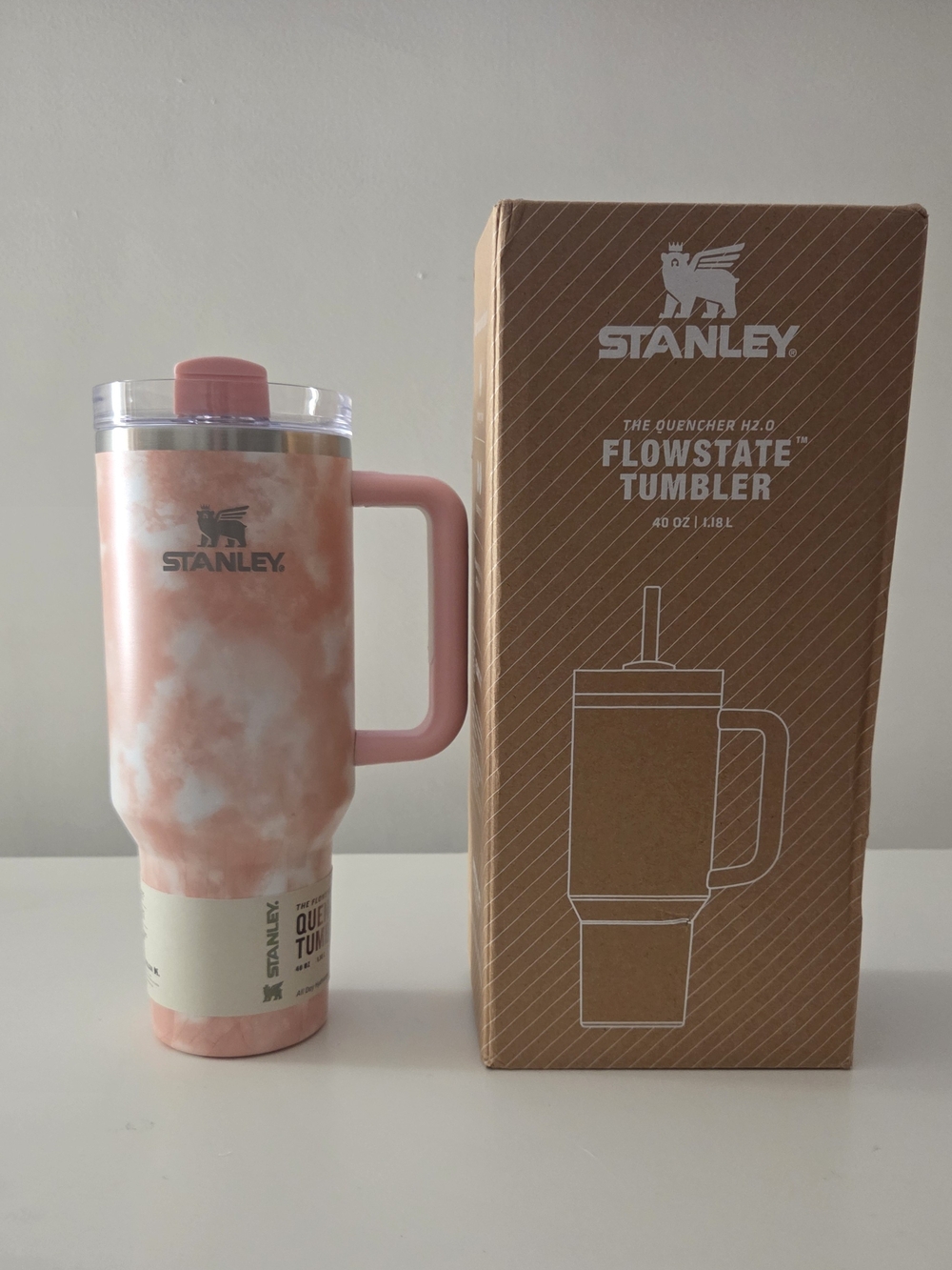 Stanley FlowState Tumbler 40 Oz - Peach Tie Dye With A Pink Lid And Handle - Picture 2 of 10